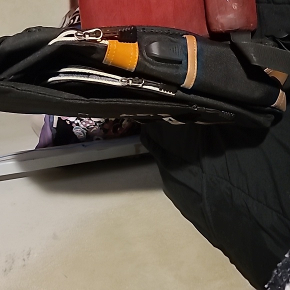 Backpack - Picture 3 of 8